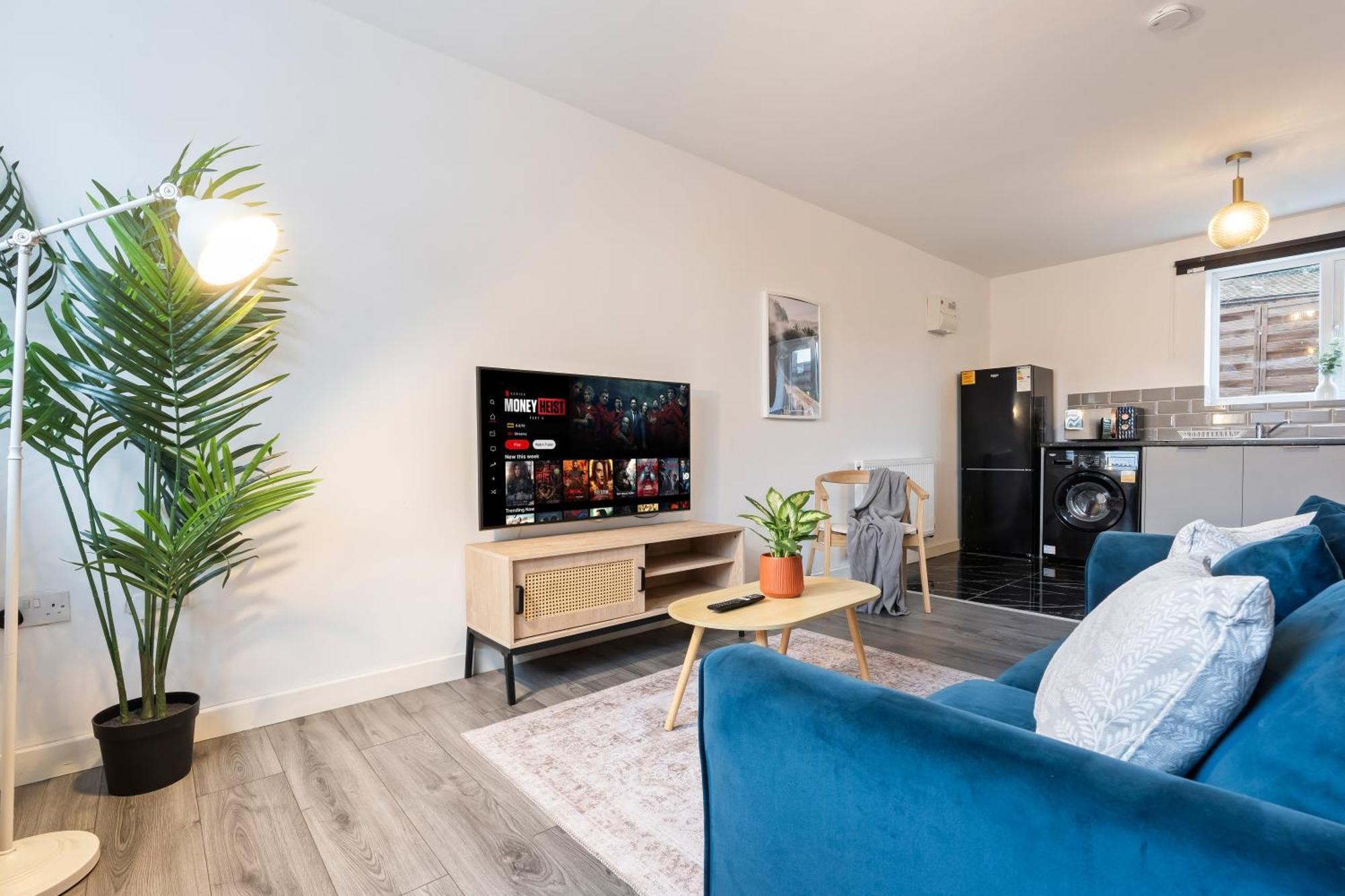 Stylish New Apartment - Free Wifi & Netflix - Top Rated - 3Mh Cradley Heath Exterior photo