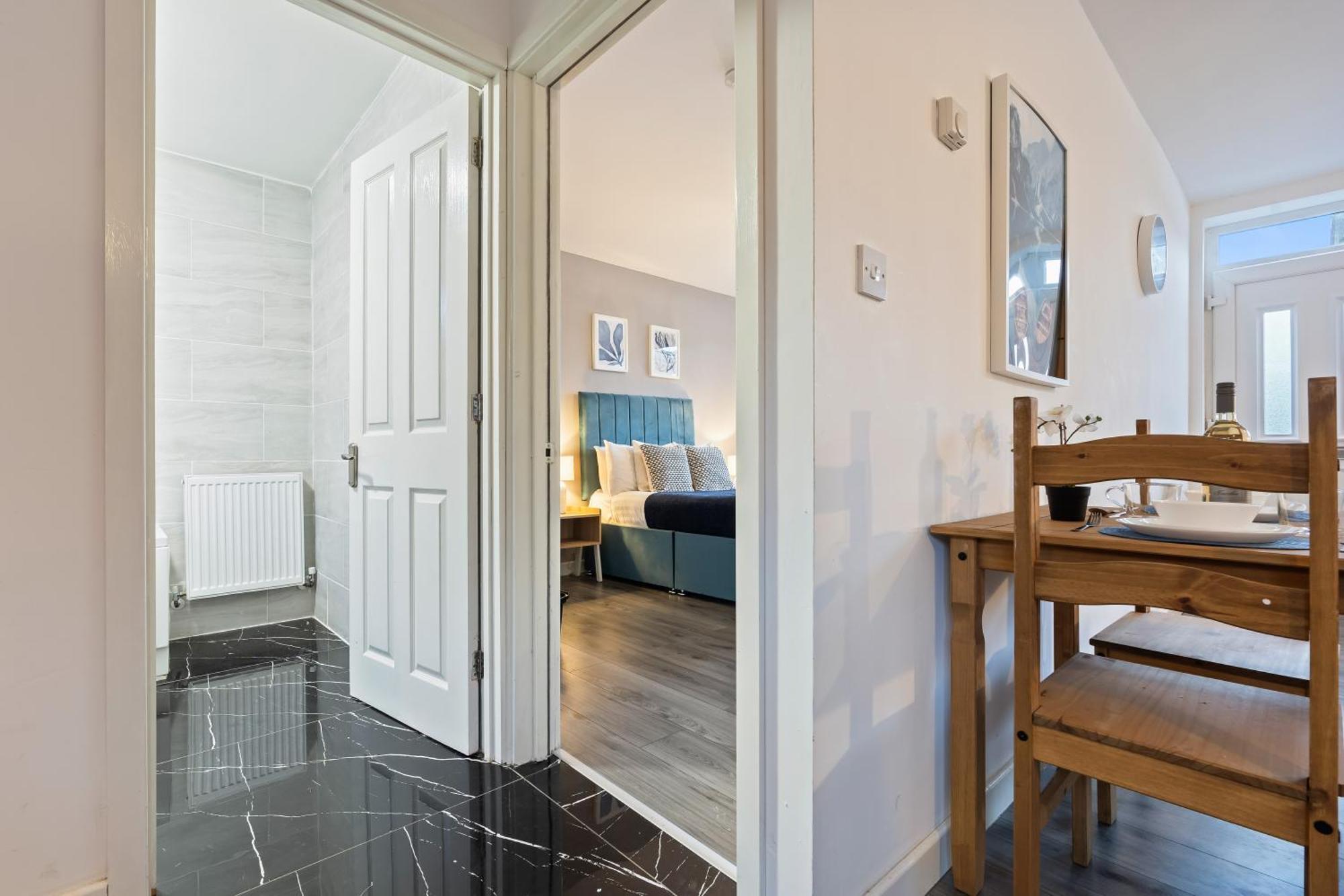 Stylish New Apartment - Free Wifi & Netflix - Top Rated - 3Mh Cradley Heath Exterior photo